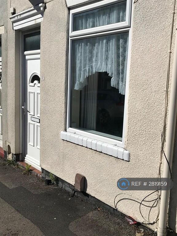 Main image of property: Victoria St, Newcastle, ST5
