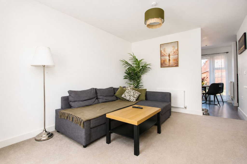 Badger Road, Thornbury, BS35 photo 5