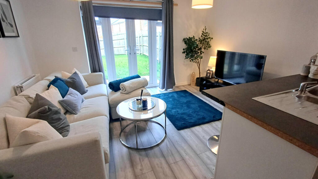 Horsechestnut Drive, Manchester, M9 7FU photo 2