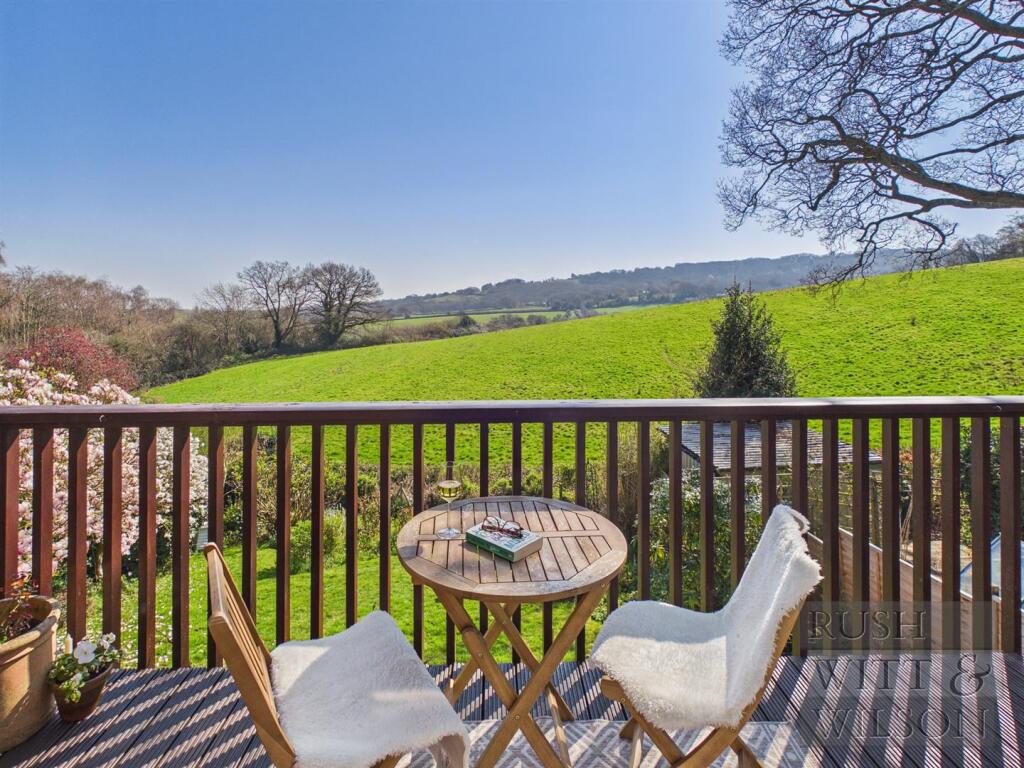 3-bed detached on Friars Bank, Guestling, £550,000