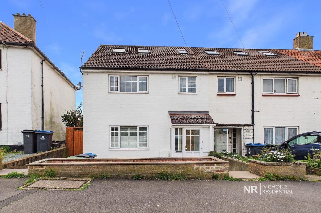 Main image of property: Stormont Way, Chessington, Surrey. KT9