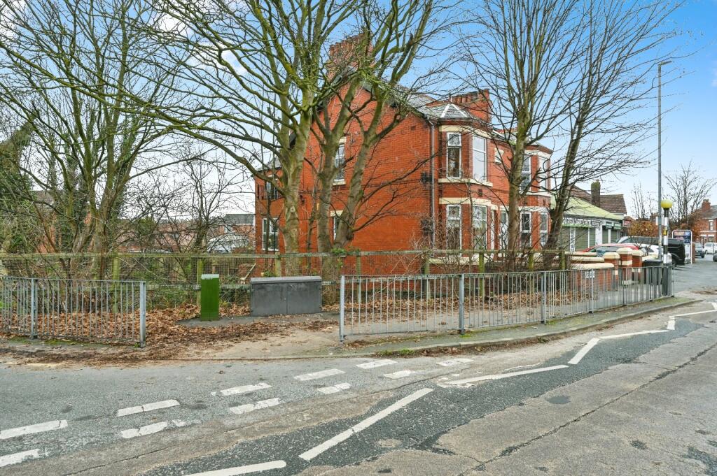 Main image of property: Liverpool Road, Widnes, Cheshire, WA8