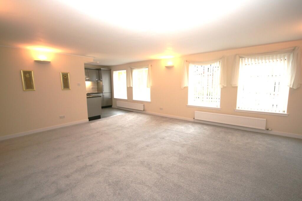 Main image of property: Randolph Gate, Bright & Spacious 2 Bed Furnished Apartment, Jordanhill - Available 22/01/2026