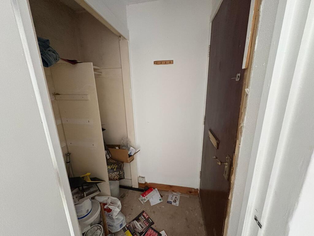 Apartment in Glasgow - View 3
