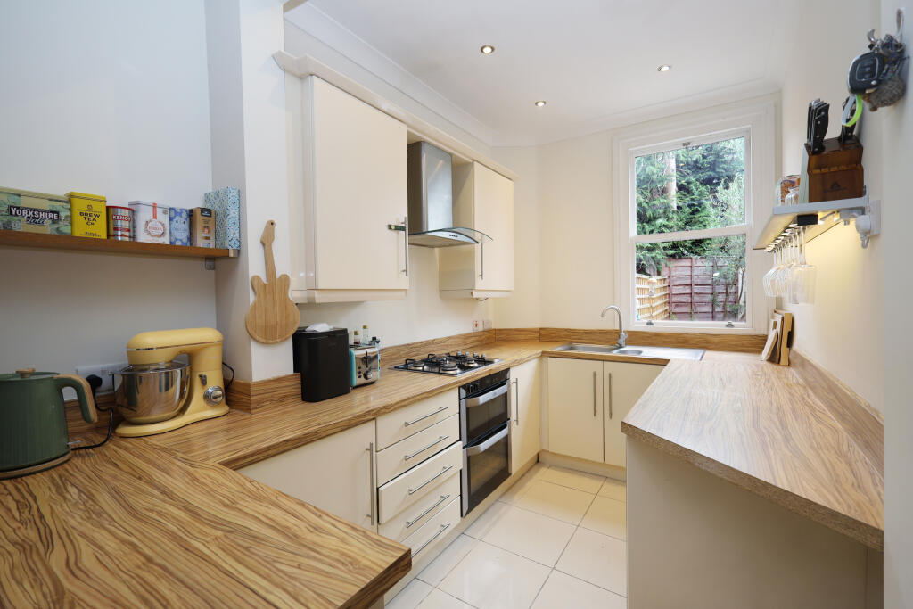 House in Stockport, Greater Manchester - View 5