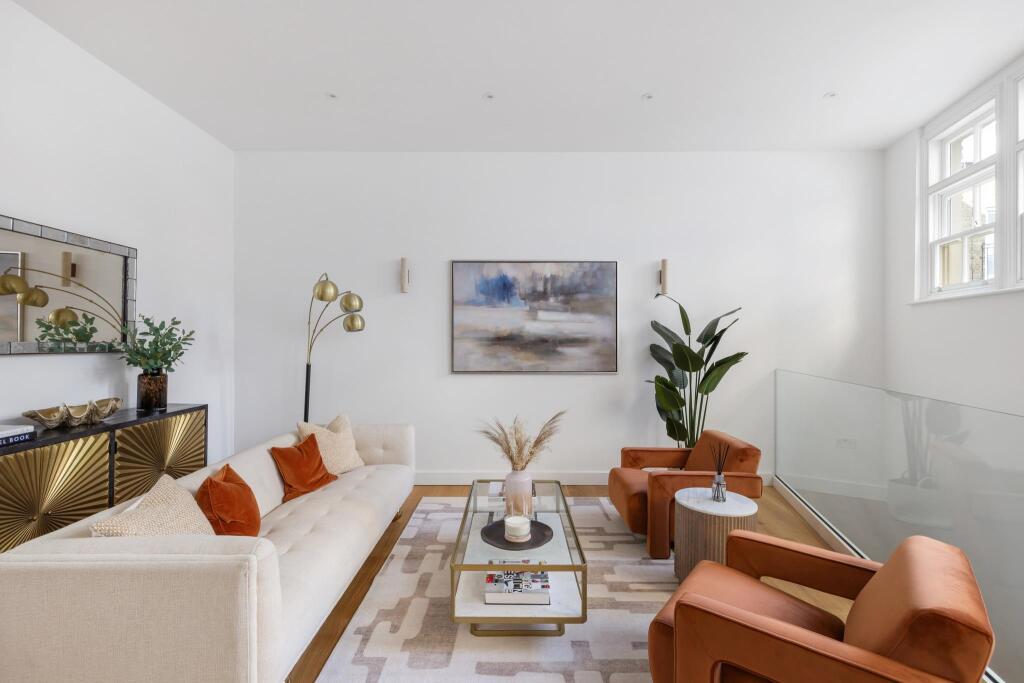 House in London - View 2