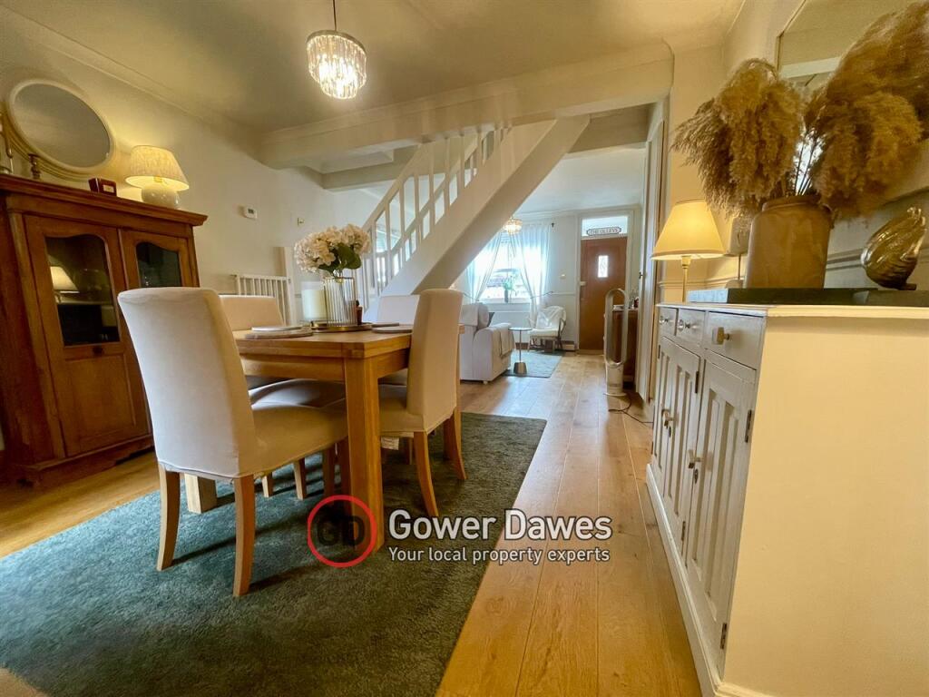 House in Grays, Little Thurrock - View 4