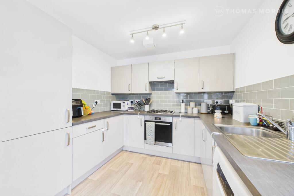 Heathcote Crescent, Alconbury Weald, Huntingdon, PE28 photo 3