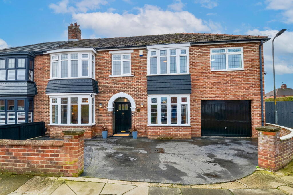 5-bed semi-detached on Kingsley Road, Fairfield, Stockton-on-tees, £330,000