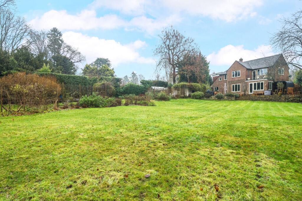 Greenhill Close, Busbridge, Godalming, Surrey, GU7, Surrey