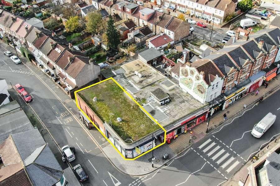 Main image of property: 1-3 High Street, Thornton Heath