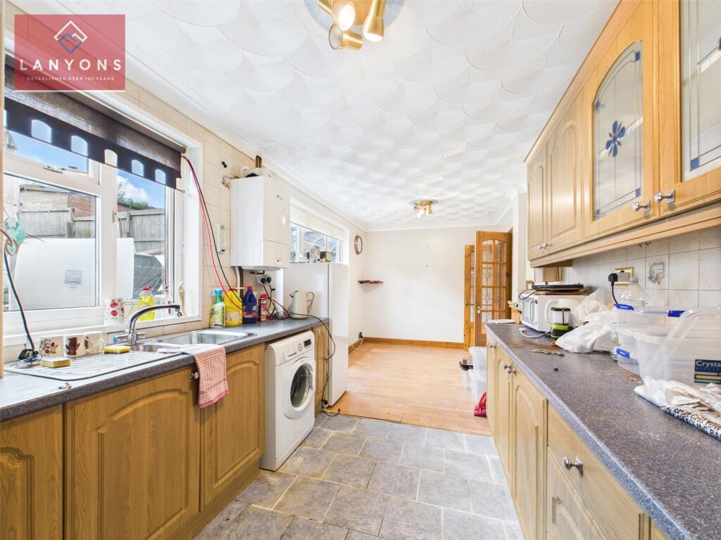 Kennard Street, Ton Pentre, Pentre, Rhondda Cynon Taf, CF41 photo 3