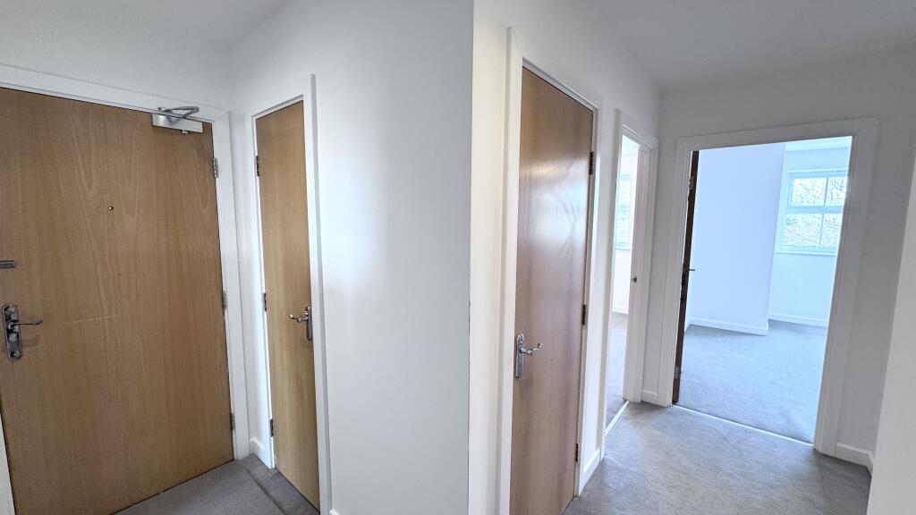 Buttermere Close, Melton Mowbray, LE13 – další