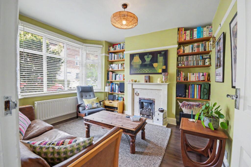 House in Nottingham, Beeston - View 5