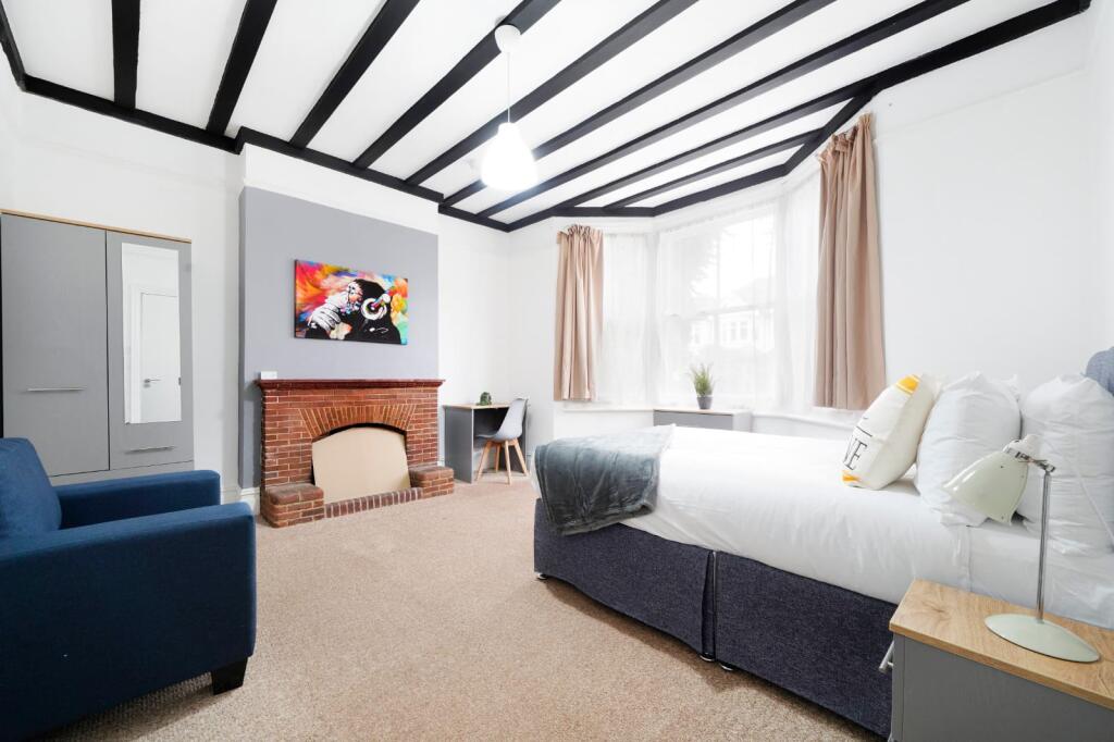 Main image of property: Elers Road, W13