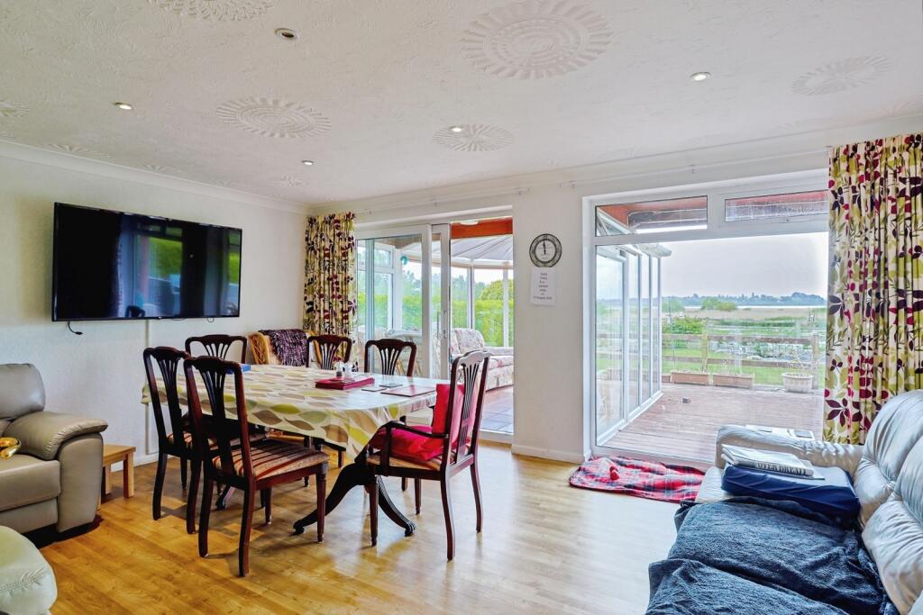 House in Poole, Upton - View 4
