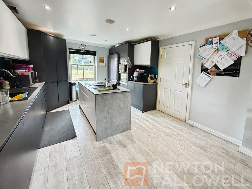 House in Peterborough - View 4