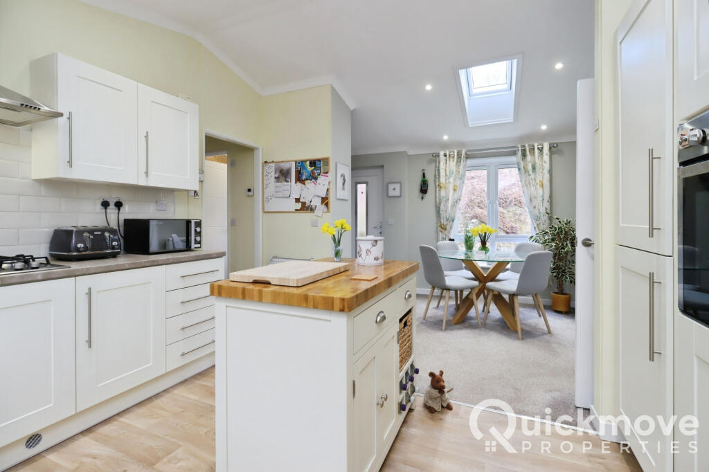 Ruthin, Wales, LL15 photo 4