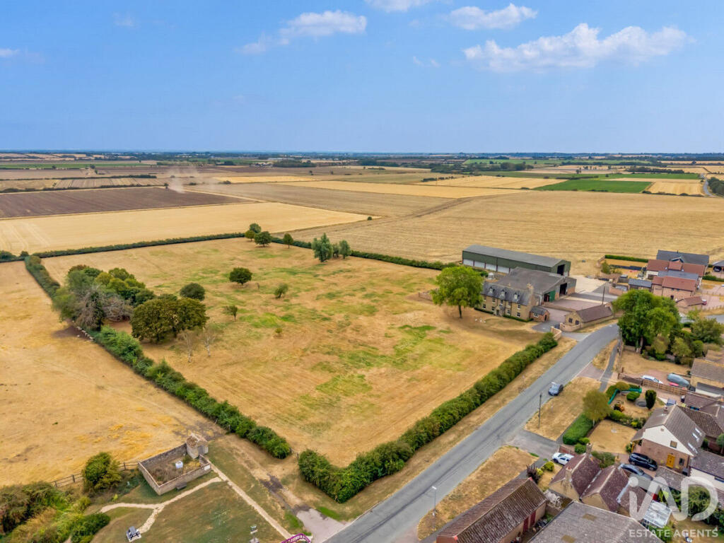 Manor Farm, Coveney, (8.75 ACRES WITH ADDITIONAL LAND AVAILABLE TO PURCHASE) - View 2