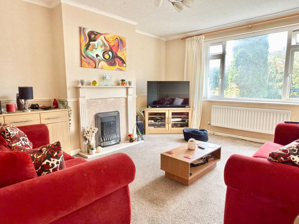 Digby Drive, Tewkesbury, GL20 photo 4