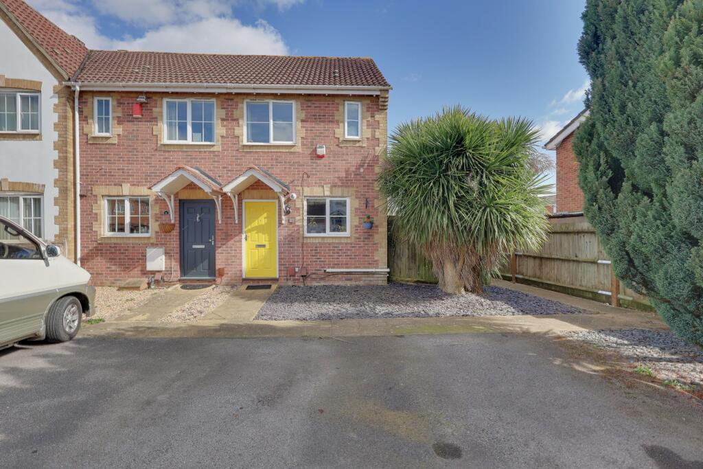 Main image of property: Snowberry Crescent, Denvilles, Havant