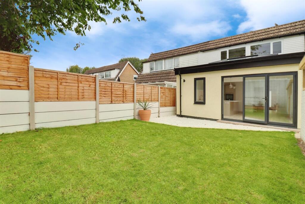Woodside Drive, Sandbach photo 2