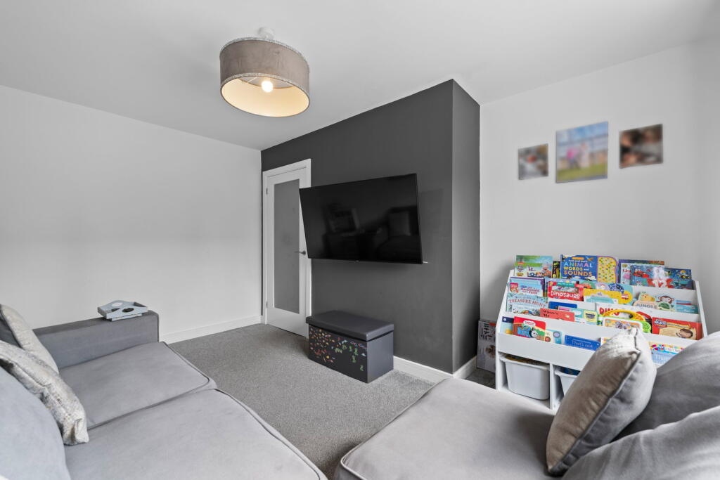 House in Barnsley, South Yorkshire - View 3