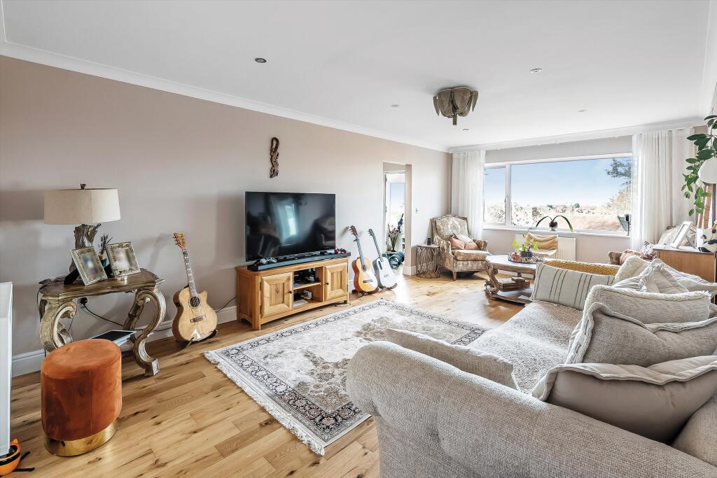 House in Guildford - View 3