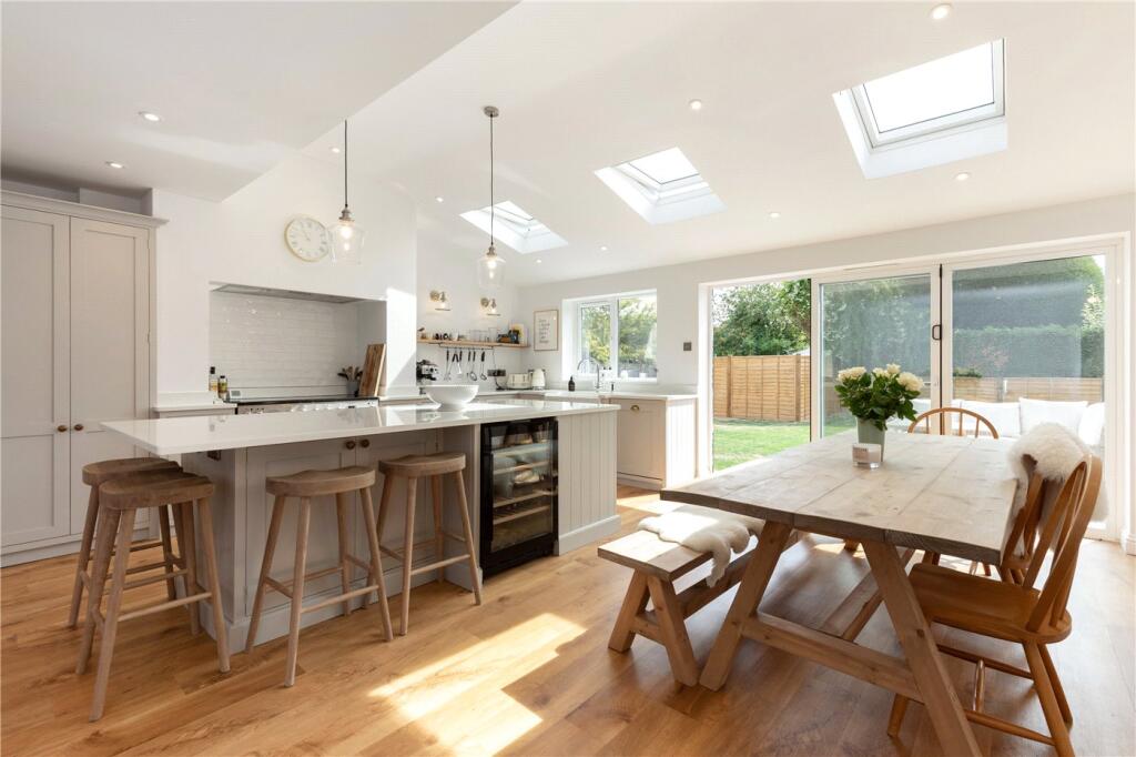 House in Southampton - View 2