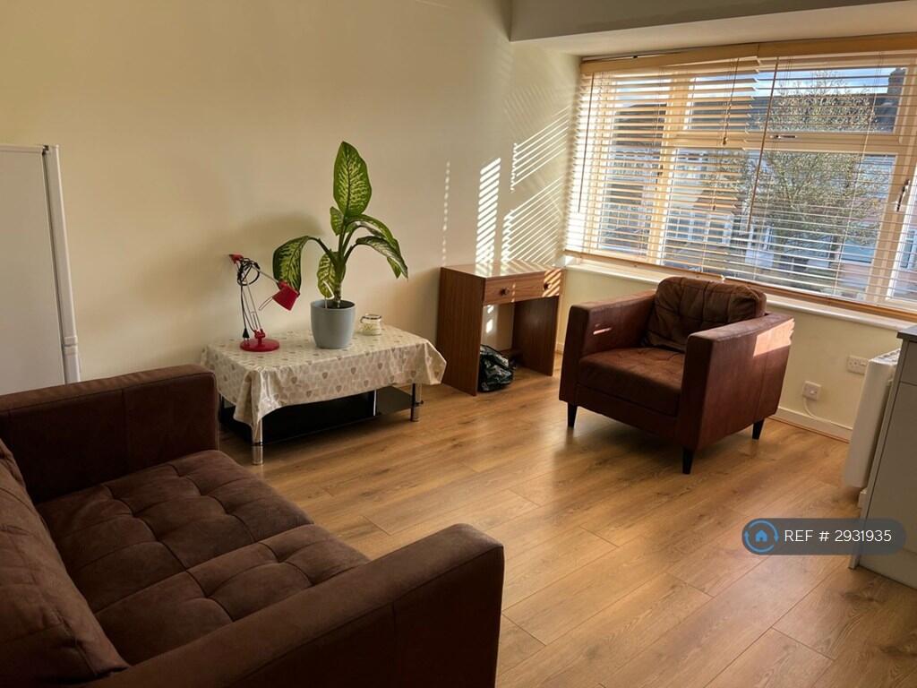 Main image of property: Perimeade Road, Perivale, Greenford, UB6