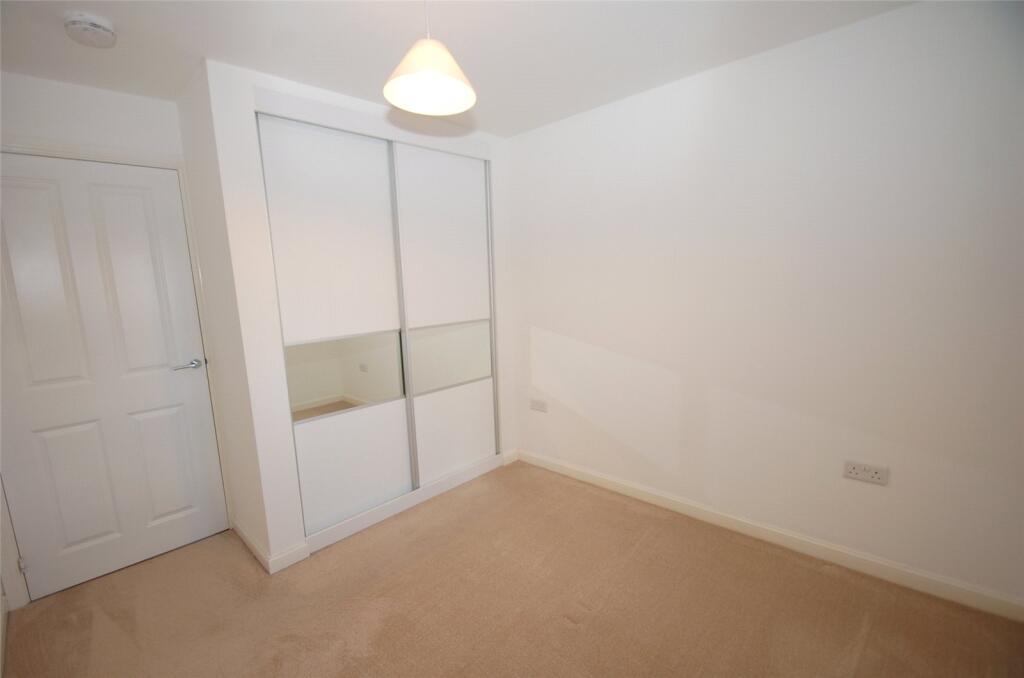 House in Oundle, North Northamptonshire - View 4