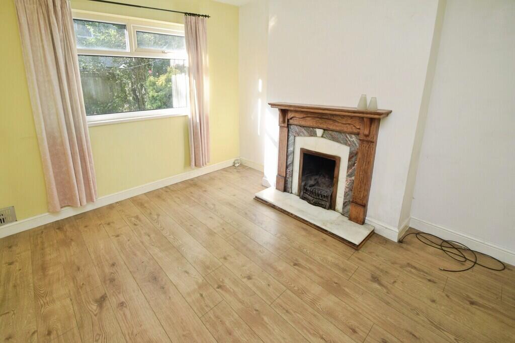 Brantwood Road, Heaton photo 4