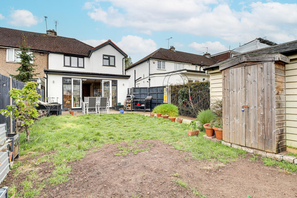 Additional image 15 of Harvey Road, London Colney, St. Albans, AL2