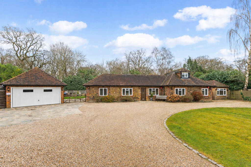 Main image of property: Grange Gardens, Farnham Common, SL2
