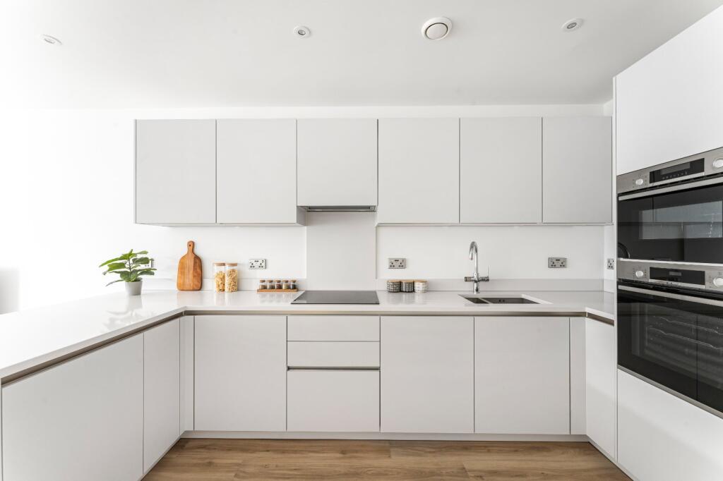 Apartment in London - View 3