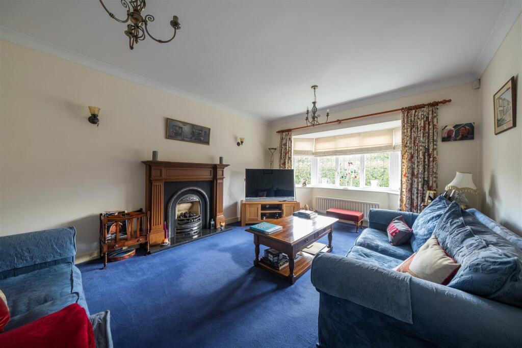 Sandbach Drive, Kingsmead, Cheshire photo 2