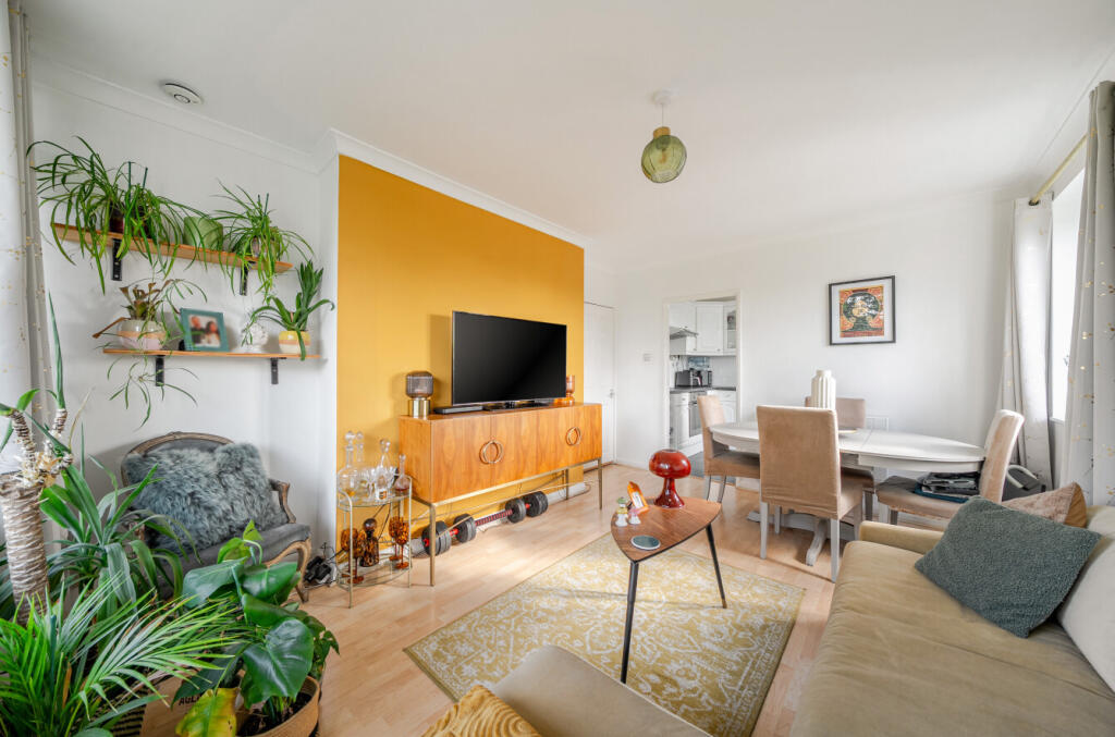 Main image of property: Casterbridge Road, London, SE3