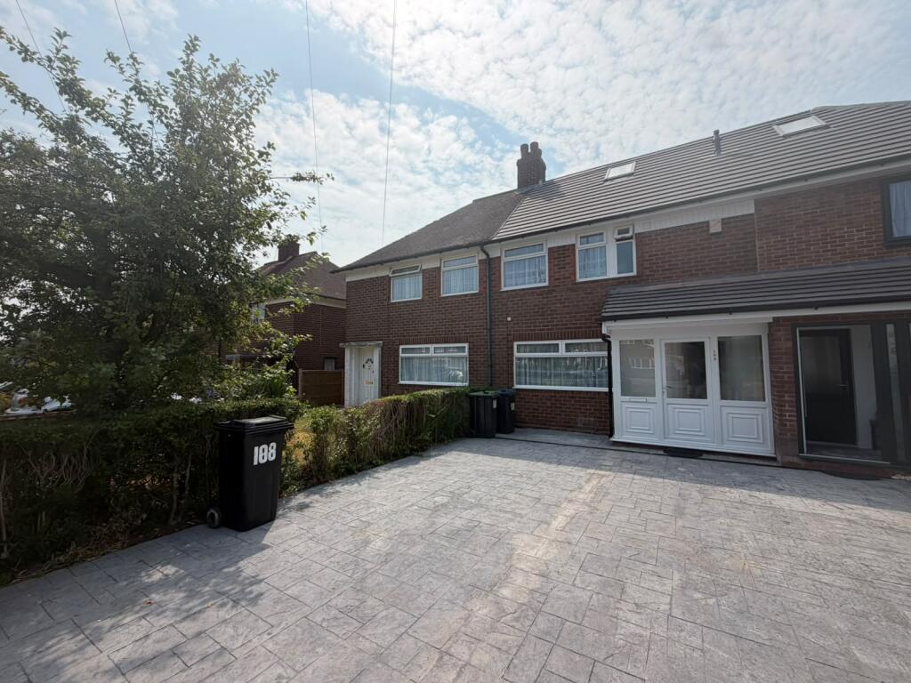 Main image of property: Quinton Road West, Birmingham