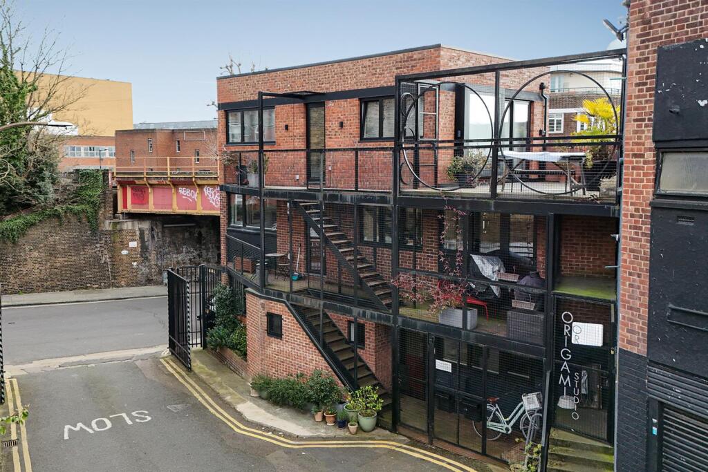 Main image of property: Denmark Road, Camberwell, SE5