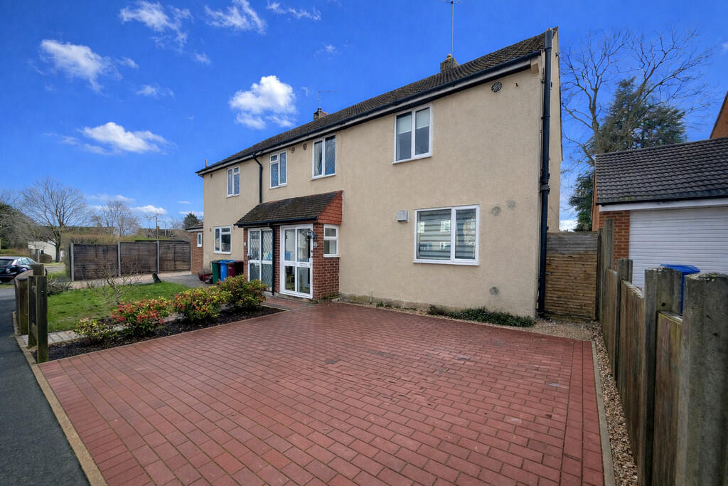 Main image of property: North Farm Road, Farnborough