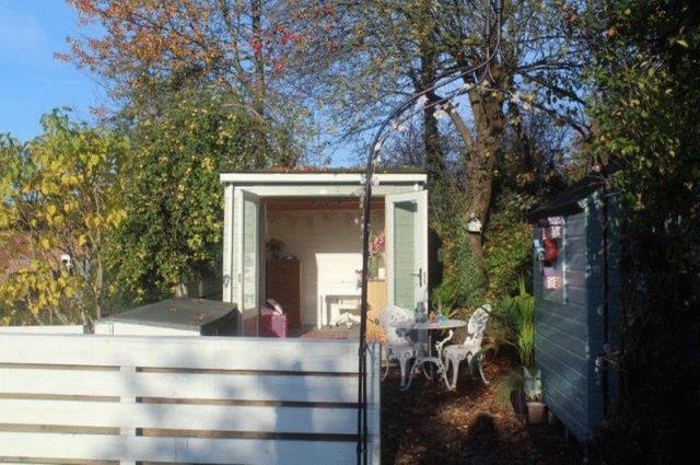 House in Basingstoke and Deane, Kingsclere - View 4
