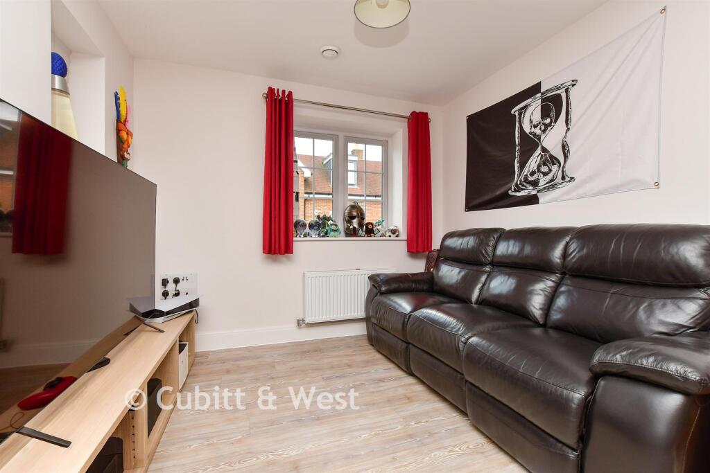 William Way, Godstone, Surrey photo 4