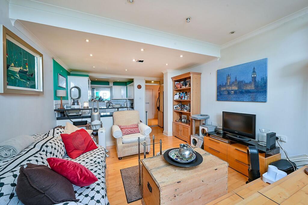 Apartment in London - View 4
