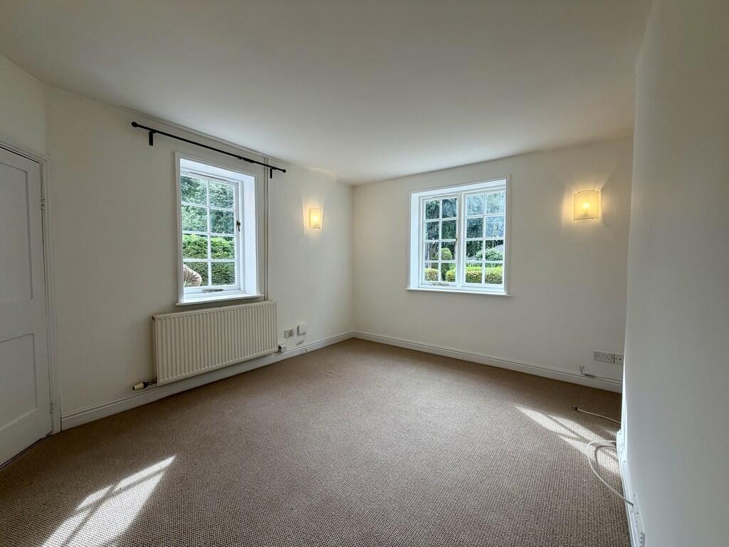 House in Redbourne, North Lincolnshire - View 3