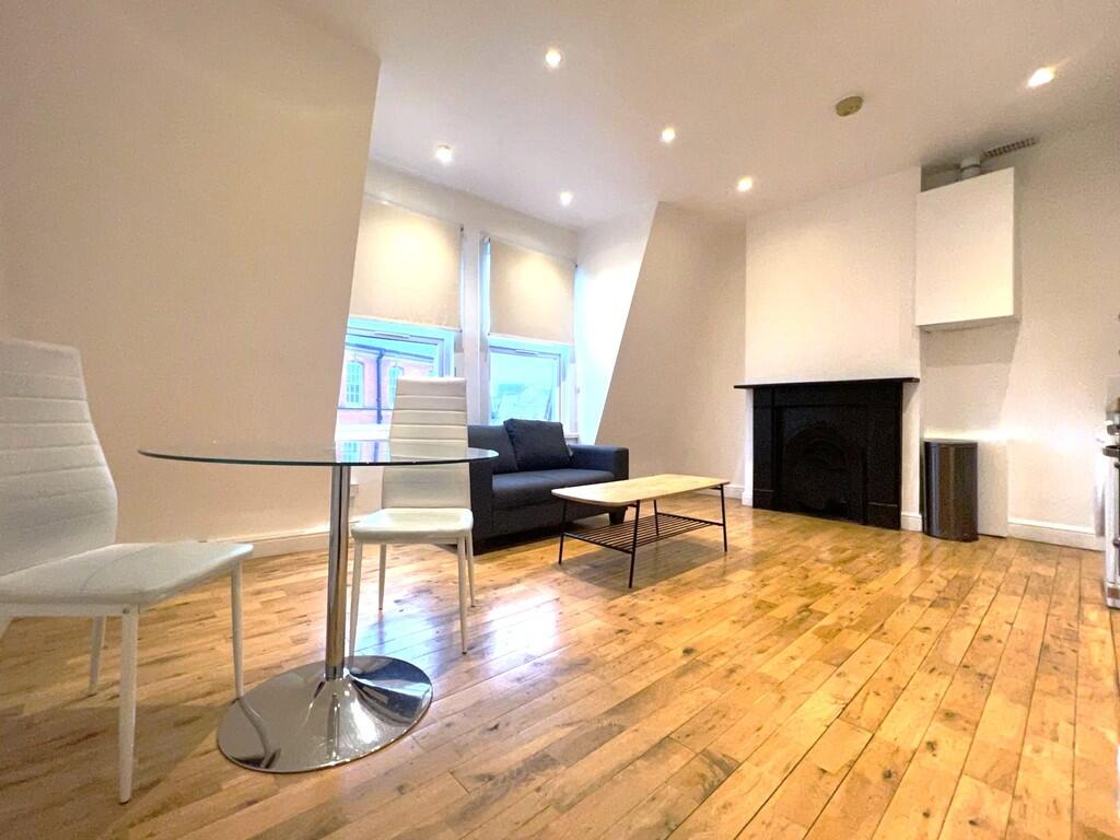 Main image of property: Tottenham Lane, Hornsey, N8