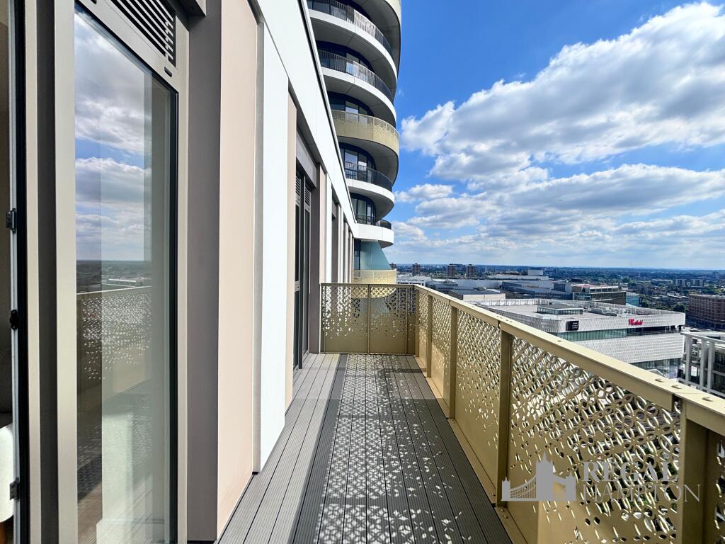 Apartment in London - More