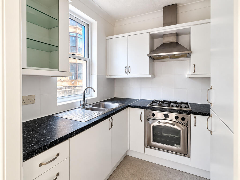 Apartment in Brighton, Brunswick - View 4