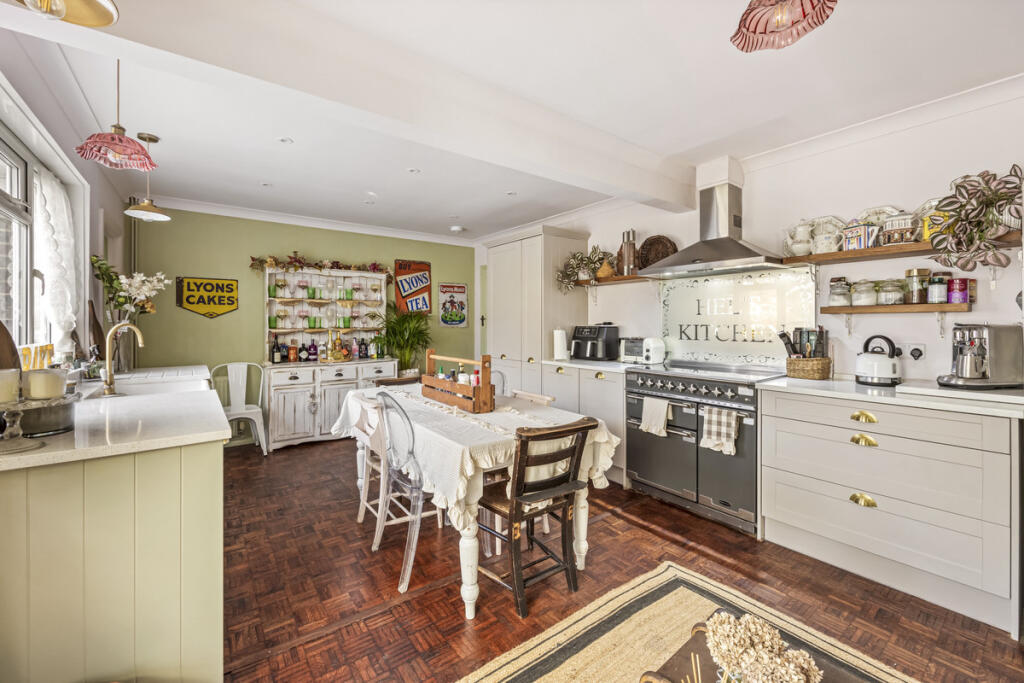 Goodwood Road, Worthing, BN13 photo 4