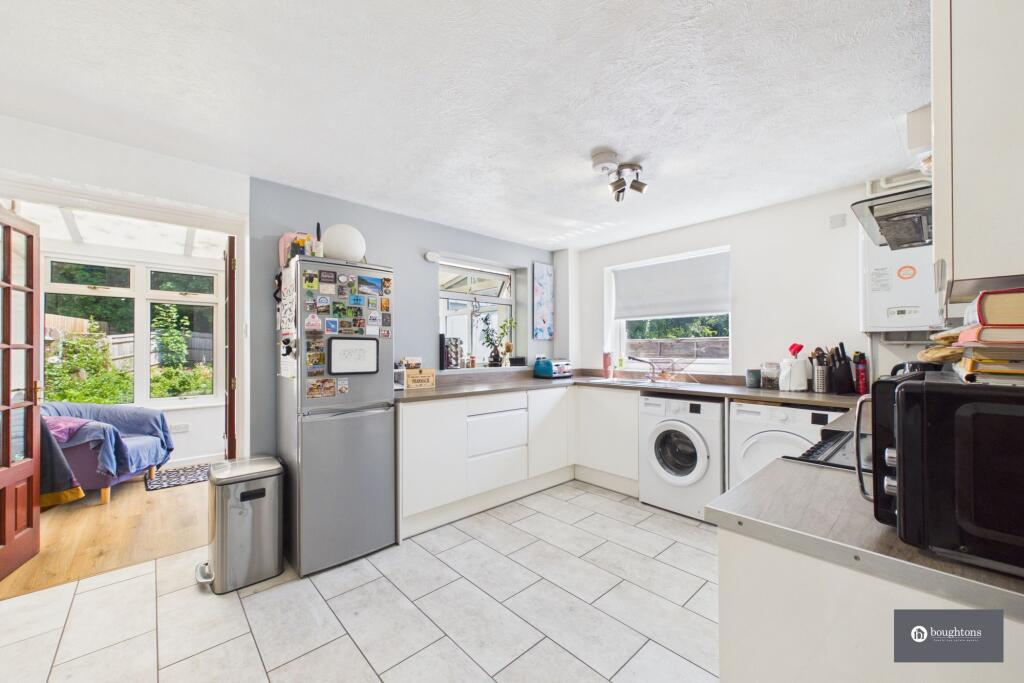 House in Brackley, Radstone Fields - View 3