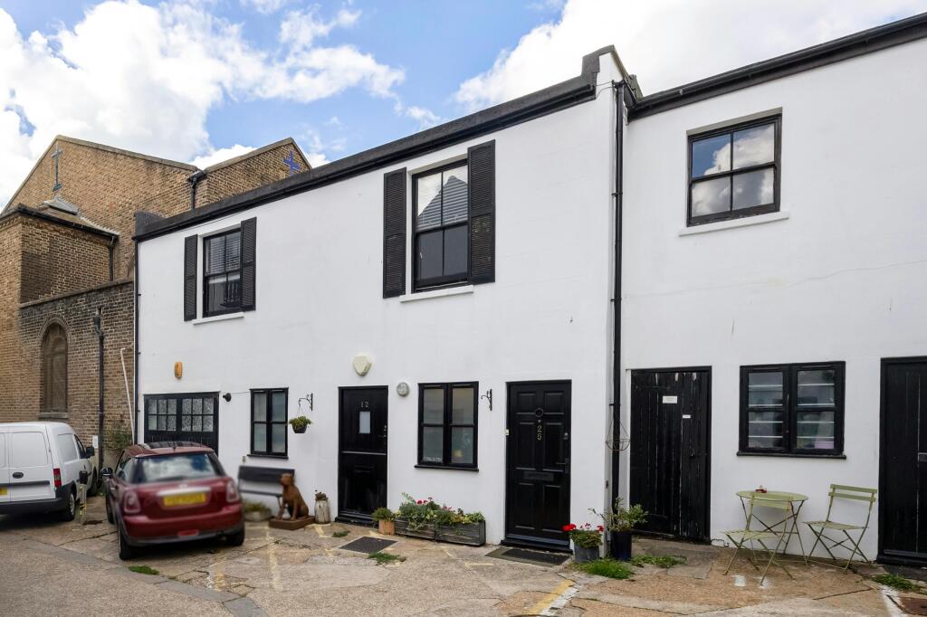 Chapel Mews, 12-011.jpg